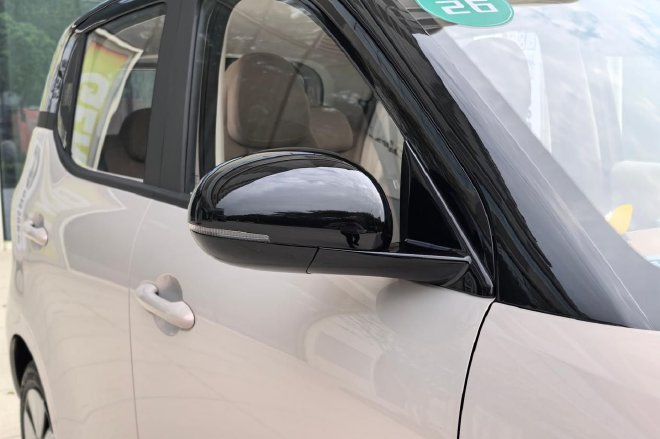 代步神车再进化 试驾第五代宏光MINIEV