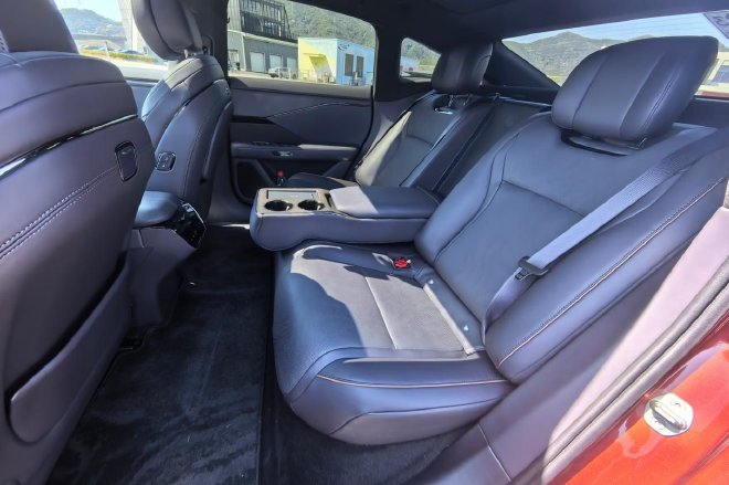 合资新能源该有的态度 动态试驾广汽丰田铂智7