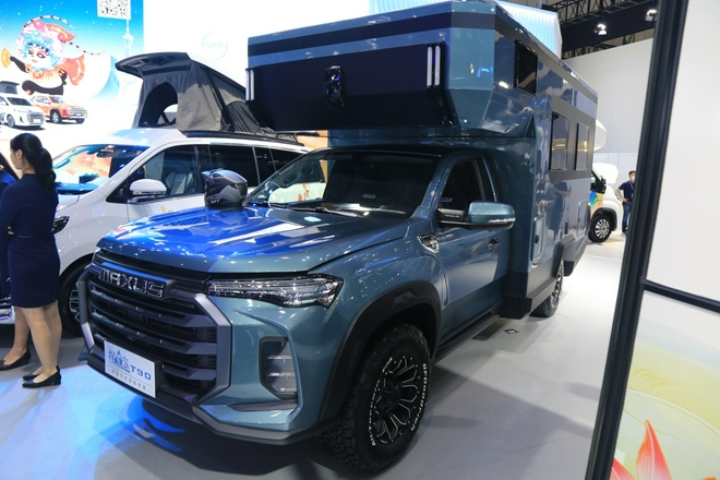 2021成都车展:上汽大通多款定制车型