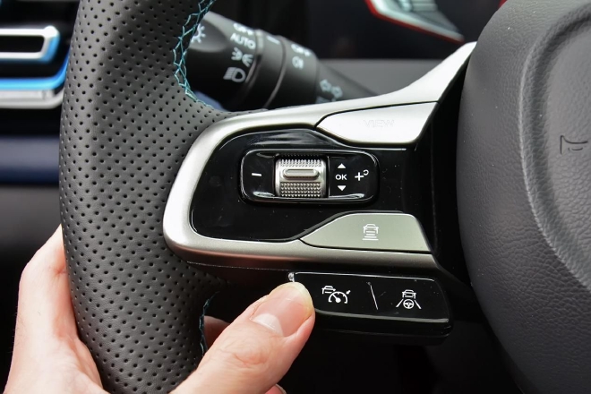 10万级SUV最优解? 试驾全新一代传祺GS3·影速