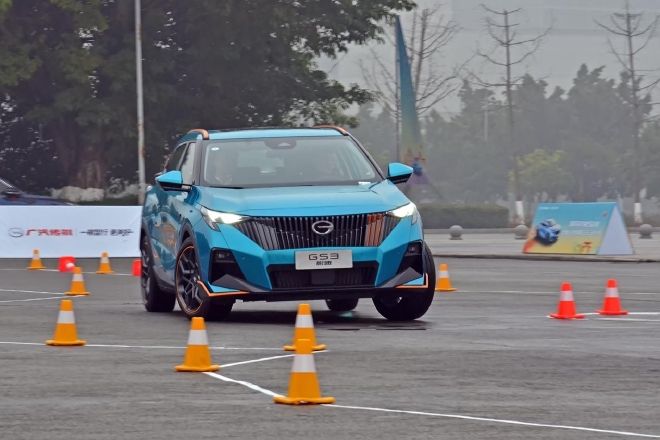 10万级SUV最优解? 试驾全新一代传祺GS3·影速