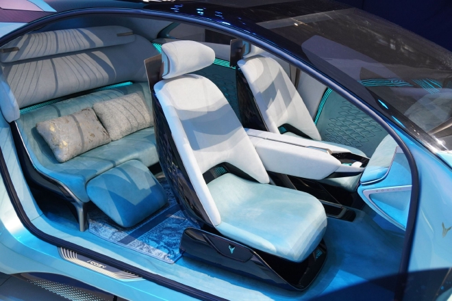 2023上海车展探馆:岚图携多款新车亮相 追光将正式上市