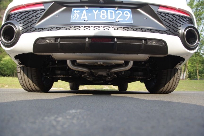 诠释运动与豪华 试驾捷尼赛思GV70燃油版