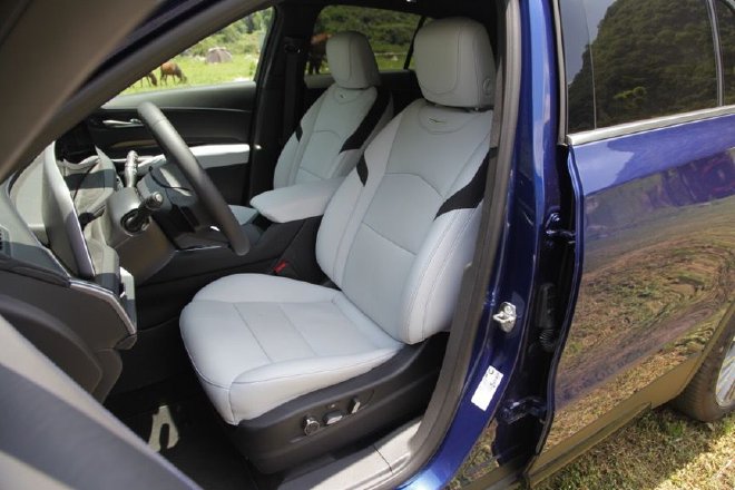 美式豪华新典范 试驾凯迪拉克全新XT4尊贵型