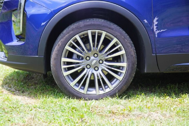 美式豪华新典范 试驾凯迪拉克全新XT4尊贵型