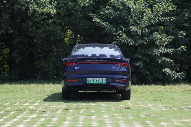 混动油耗谁更低 比亚迪秦PLUS DM-i油耗测试