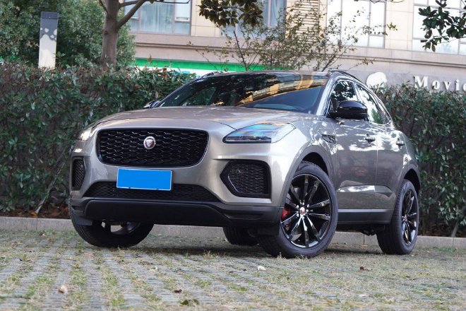 有颜值更运动 试驾全新捷豹E-PACE