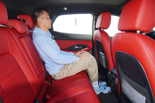 有颜值更运动 试驾全新捷豹E-PACE