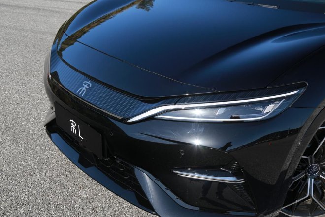 刮起猎装新风 比亚迪宋L动态体验