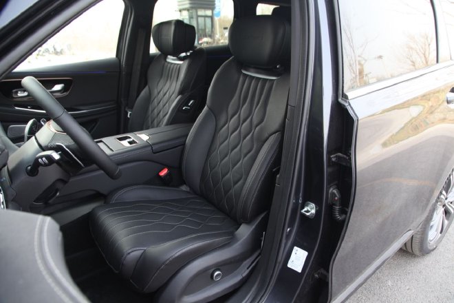 Appearance configuration upgraded again, test drive Xingtu Lanyue International Edition