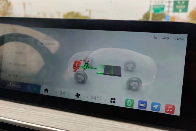 鲲鹏超能混动加持 风云A8驾驶感受/能耗表现优异