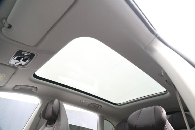 新技术新红利 实拍零跑全新C10\C11\C01\T03