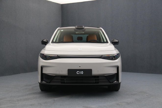 新技术新红利 实拍零跑全新C10\C11\C01\T03