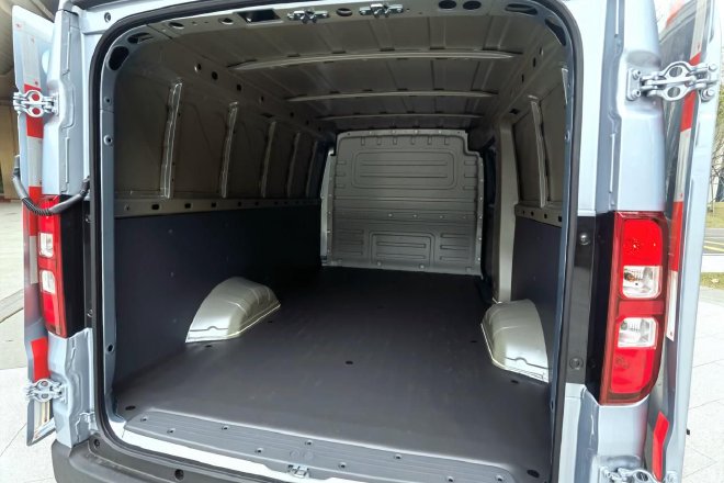 新能源回本利器 试驾上汽通用五菱扬光