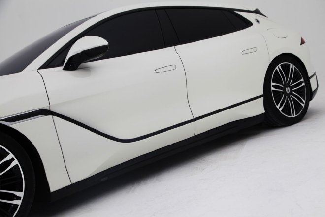 主打豪华与性能 静态实拍腾势Z9GT