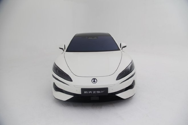 主打豪华与性能 静态实拍腾势Z9GT