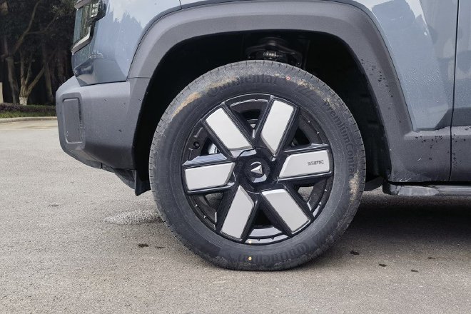 增程也可以很硬派!抢先试驾深蓝G318