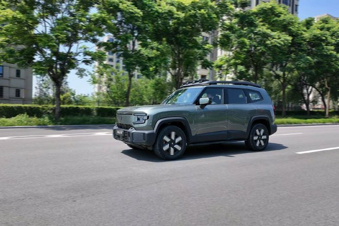 增程也可以很硬派!抢先试驾深蓝G318