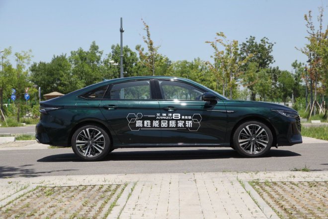 换装8AT变速器 试驾奇瑞艾瑞泽8 御+版车型