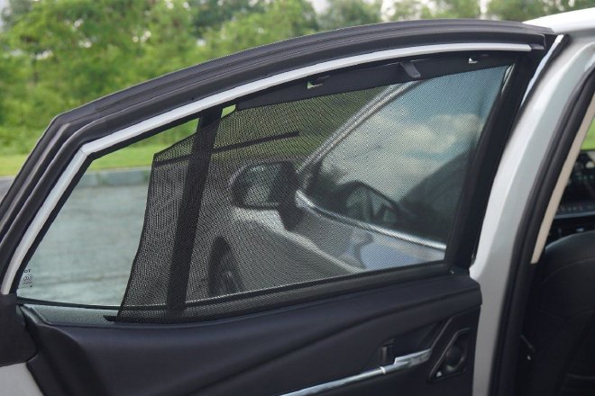 好开有劲还省油 试驾全新第9代凯美瑞 2.5HEV