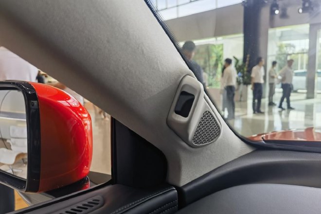 智能舒适再升级 静态体验第二代AION V座舱