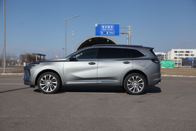 入门即满配 试驾昂科威Plus艾维亚等车型