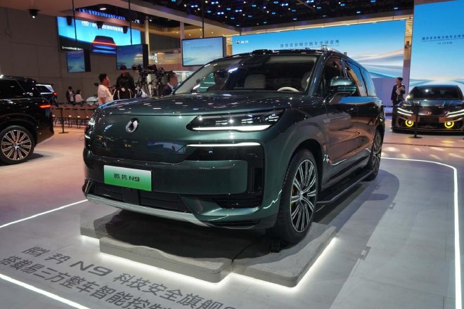 2025上海车展:科技旗舰SUV 腾势N9亮相