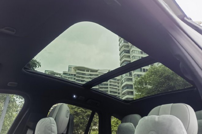 外观与科技的双重惊喜 抢先体验蔚来新ES6