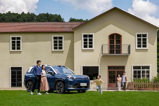 21项优化升级 埃安霸王龙家庭版售10.98万起