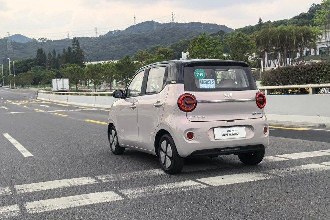 代步神车再进化 试驾第五代宏光MINIEV