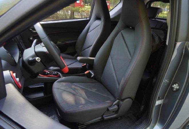 配置越级的小蚂蚁 如何做到傲视同级有底气?