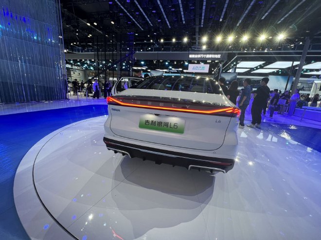 2023成都车展:吉利银河L6开启预售