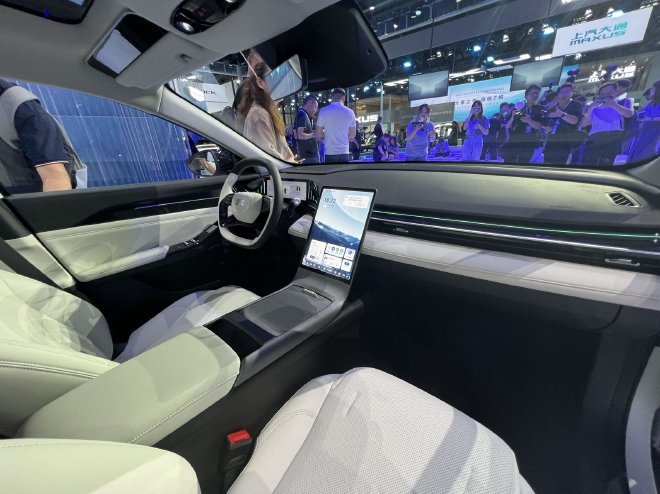 2023成都车展:吉利银河L6开启预售