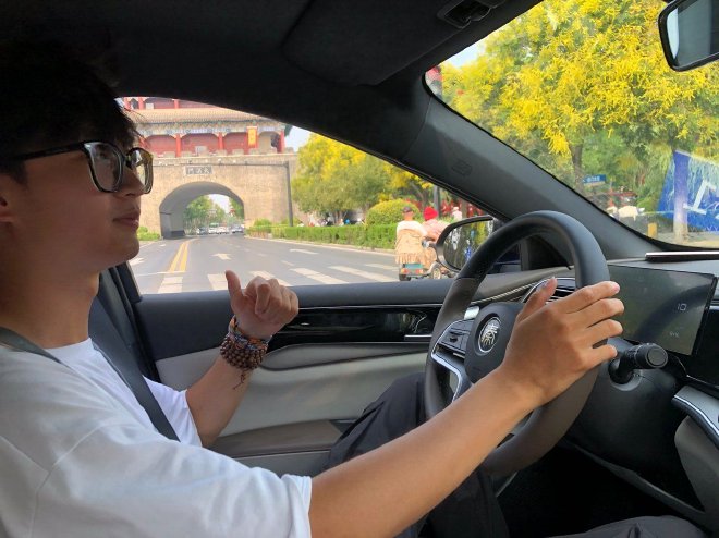 混动油耗谁更低 比亚迪秦PLUS DM-i油耗测试