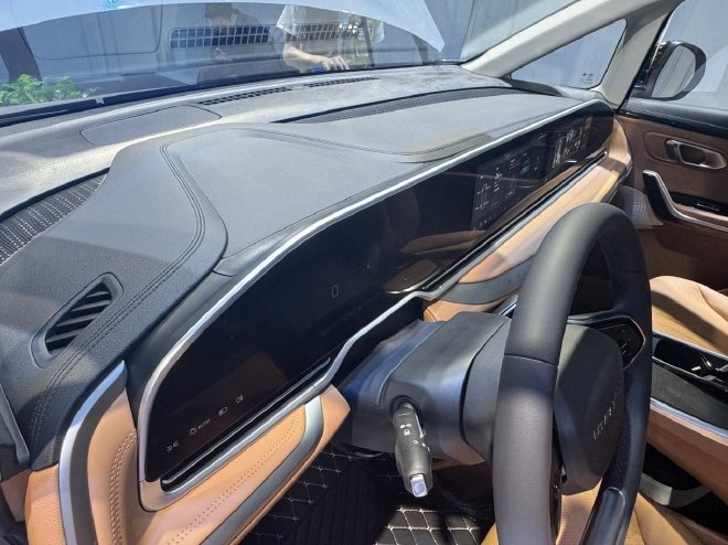 2024北京车展探馆:上汽大通大家7 PHEV/9 PHEV亮相