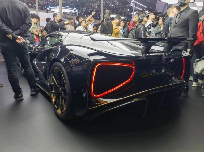 2024北京车展:路特斯多款限量版及高定车型亮相