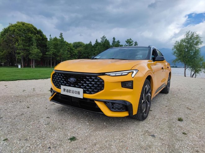 大马力性能测试和油耗PK 福特蒙迪欧运动版试驾