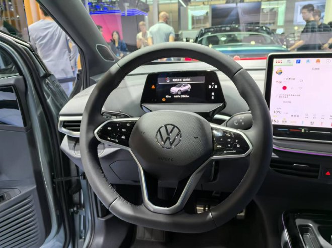 2024广州车展:实拍2025款ID.4 CROZZ