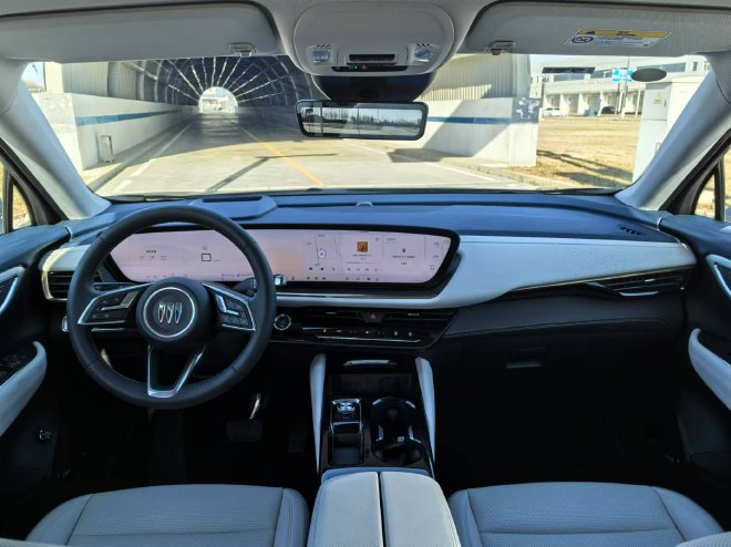 入门即满配 试驾昂科威Plus艾维亚等车型