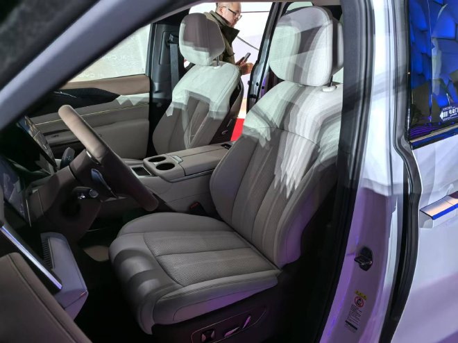 售24.98-30.98万元 比亚迪夏正式上市