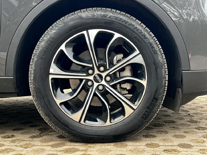 美式豪华大五座 体验林肯航海家