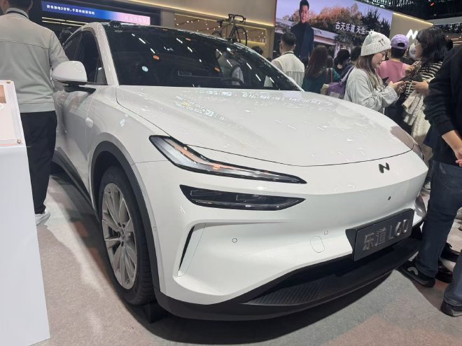 2025广州车展：乐道L60/L90黑骑士特别版