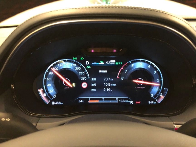 诠释运动与豪华 试驾捷尼赛思GV70燃油版