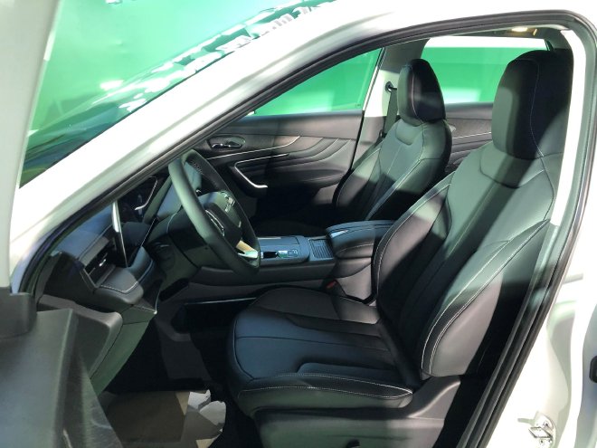 售11.89万起 启辰大V DD-i超混动上市