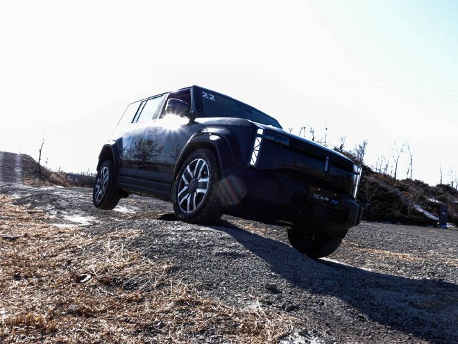 试驾iCAR 03 配8+X全路况驾驶模式