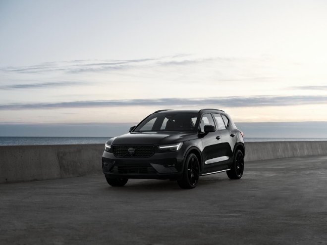 沃尔沃XC40极夜黑车型上市 售价32.08万元起