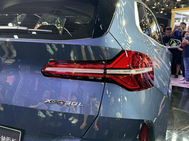 2024成都车展:全新宝马X3长轴距版亮相