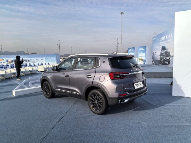 又一里程碑 奇瑞瑞虎5x第一百万辆车正式出海启航