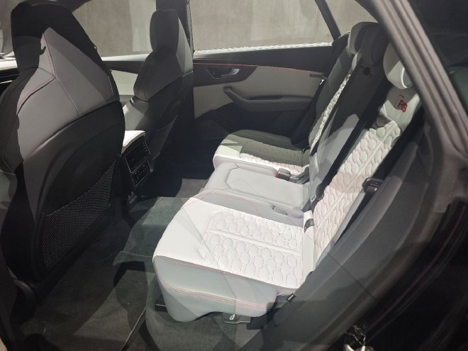 具有收藏价值 一汽奥迪RS旗舰双车正式上市