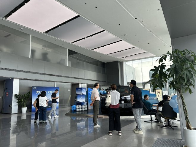 上市即热销 方程豹钛7成今年行业爆款SUV